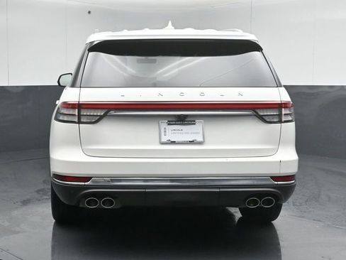 Certified 2023 Lincoln Aviator Reserve w/ Equipment Group 201A image 2