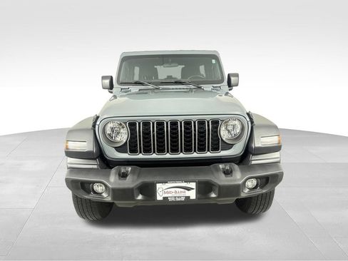 Used 2024 Jeep Wrangler Unlimited Sport AWD/4WD image 10