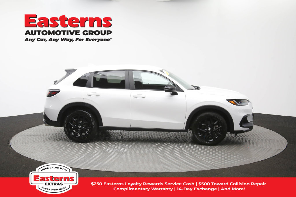 Used 2025 Honda HR-V Sport image 45