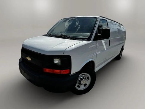 Used 2012 Chevrolet Express 2500 Extended RWD image 1