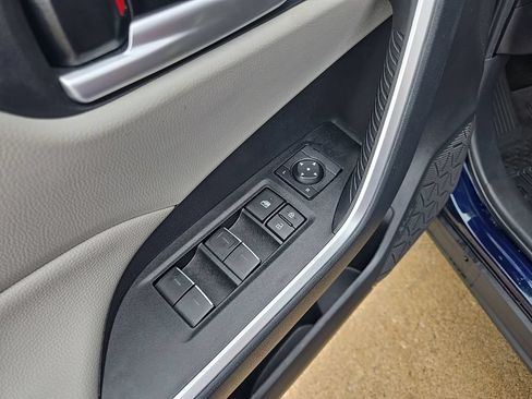 Used 2025 Toyota RAV4 XLE w/ Convenience Package AWD/4WD image 31