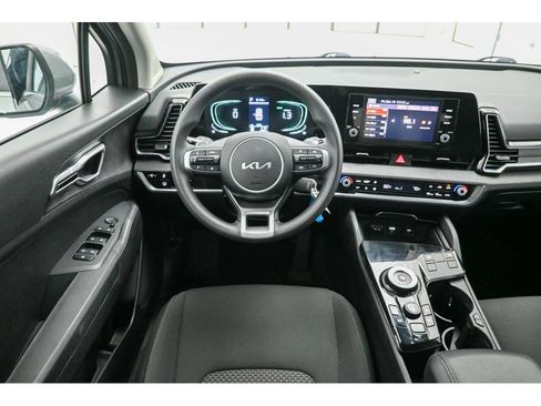 Used 2023 Kia Sportage LX image 26