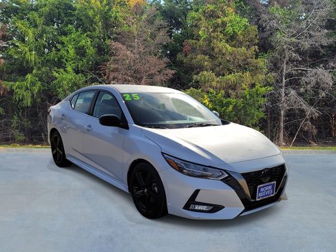 Used 2022 Nissan Sentra SR image 16