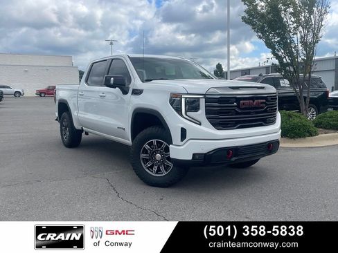 Used 2024 GMC Sierra 1500 AT4 w/ Technology Package AWD/4WD image 1