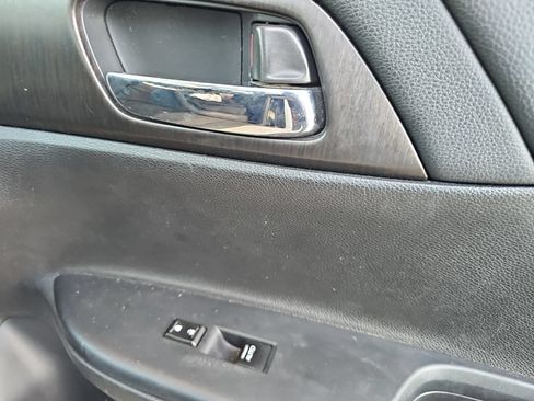 Used 2014 Honda Accord EX-L image 19