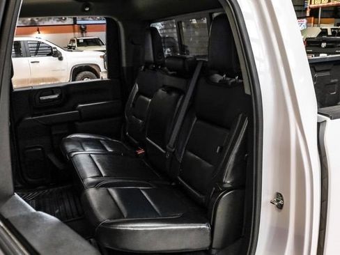 Used 2022 Chevrolet Silverado 3500 LT w/ Convenience Package image 31