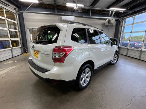 Used 2016 Subaru Forester 2.5i Limited w/ Popular Package #1 AWD/4WD image 5