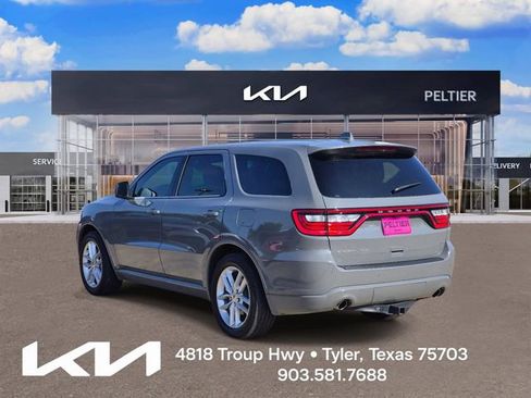 Used 2022 Dodge Durango GT RWD image 4