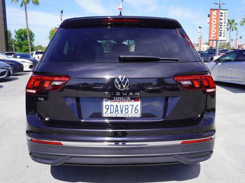 Used 2022 Volkswagen Tiguan SE FWD image 6