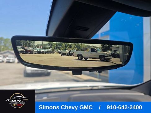 Used 2023 Chevrolet Traverse LT w/ Rear Camera Mirror Package AWD/4WD image 30
