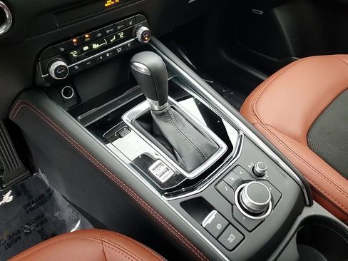 Certified 2025 MAZDA CX-5 Carbon Edition image 19