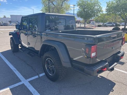 Used 2023 Jeep Gladiator Rubicon w/ Cold Weather Group image 7