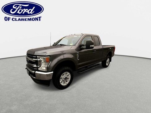 Used 2022 Ford F250 XL w/ STX Appearance Package AWD/4WD image 4