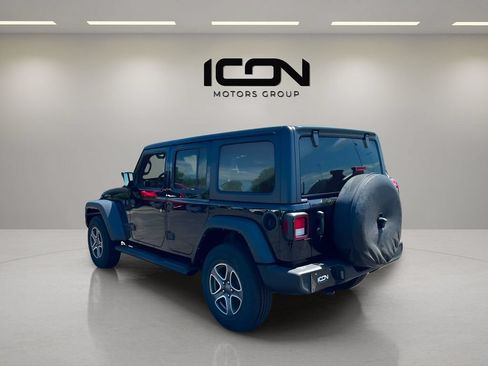 Used 2022 Jeep Wrangler Unlimited Sport AWD/4WD image 3