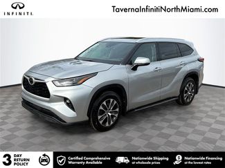 Used 2022 Toyota Highlander XLE video 1