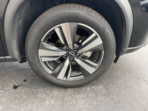 Used 2026 Nissan Rogue SL FWD image 10