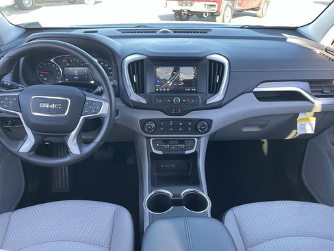 Used 2023 GMC Terrain SLE image 19