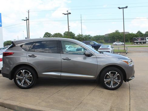 Used 2023 Acura RDX AWD w/ Advance Package image 4