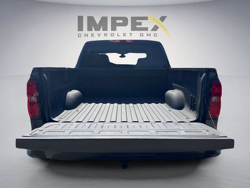 Used 2017 Chevrolet Silverado 1500 LT w/ All Star Edition AWD/4WD image 28