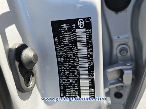 Used 2022 Toyota Corolla SE FWD image 14