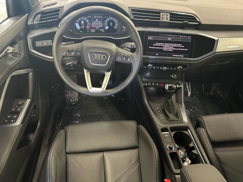 Certified 2025 Audi Q3 2.0T Premium w/ Convenience Package image 22