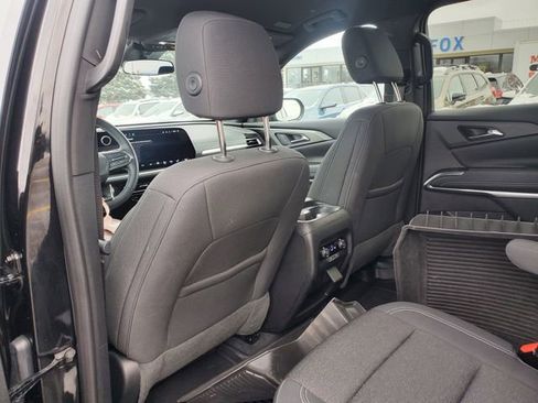 Certified 2024 Chevrolet Traverse LT w/ LPO, Floor Liner Package image 14