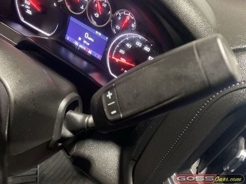 Used 2021 Chevrolet Silverado 1500 LT AWD/4WD image 15