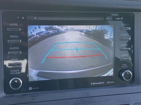 Used 2019 Toyota Sienna XLE FWD image 28
