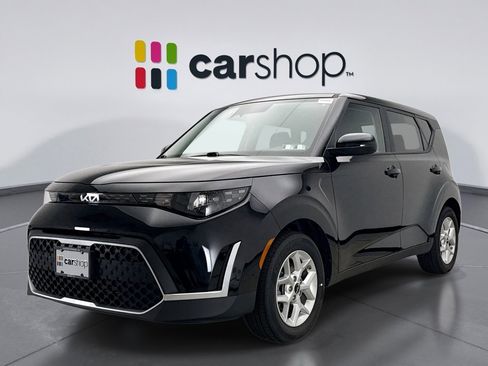 Used 2025 Kia Soul LX w/ LX Technology Package FWD image 1