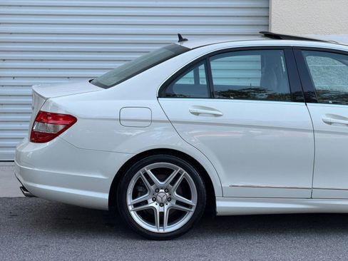Used 2011 Mercedes-Benz C 300 Sedan image 17