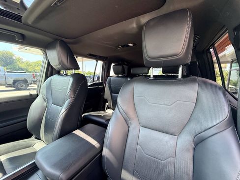 Used 2025 Lexus GX 550 w/ Accessory Package (Z1) AWD/4WD image 30
