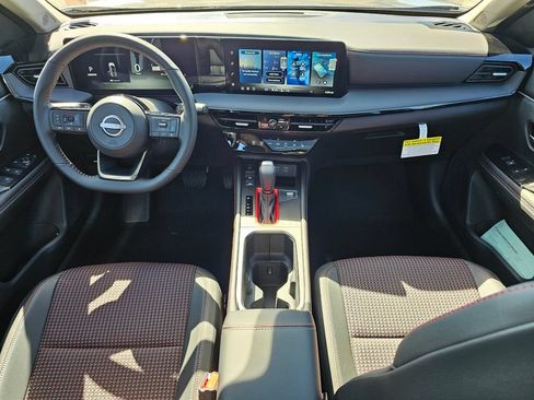 New 2026 Nissan Kicks SR w/ SR Premium Package AWD/4WD image 9