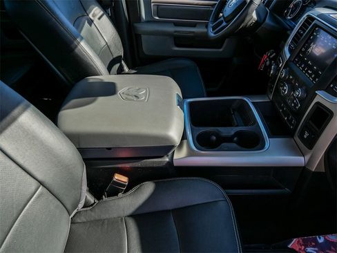 Used 2018 RAM 1500 Big Horn image 16