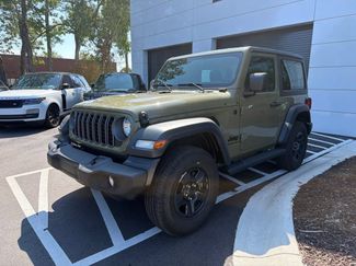 Used 2025 Jeep Wrangler Sport AWD/4WD video 1