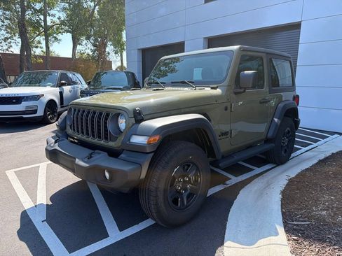 Used 2025 Jeep Wrangler Sport AWD/4WD image 1