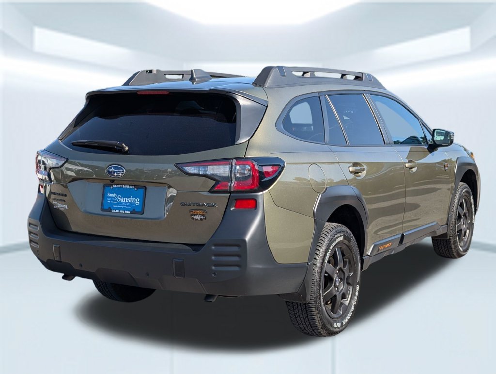 Used 2025 Subaru Outback Wilderness AWD/4WD image 5