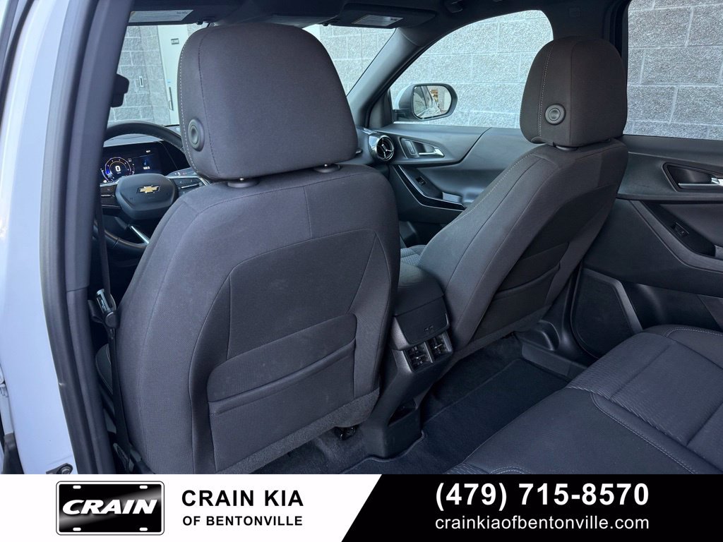 Used 2025 Chevrolet Equinox LT AWD/4WD image 25