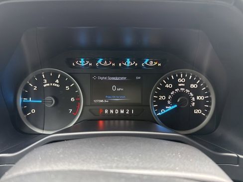 Used 2017 Ford F150 XLT w/ Equipment Group 301A Mid AWD/4WD image 18
