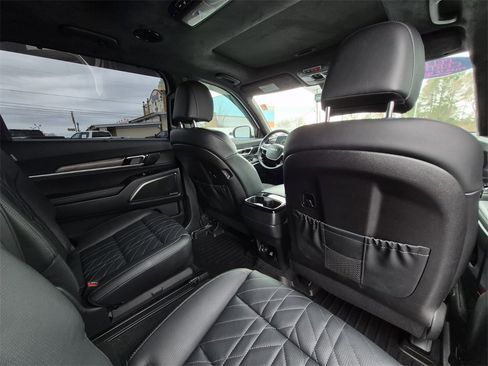 Used 2025 Kia Telluride SX Prestige X-Line image 17