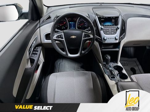 Used 2017 Chevrolet Equinox LT image 20