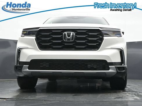 Used 2025 Honda Pilot EX-L image 26