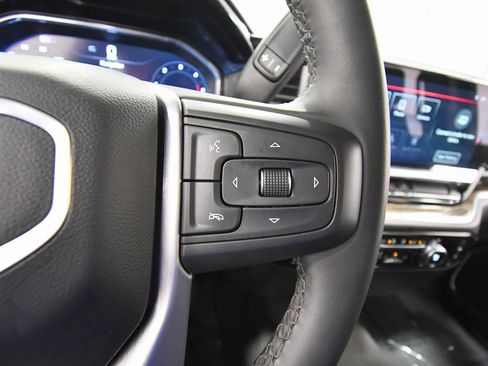 Used 2024 GMC Sierra 2500 SLE image 20