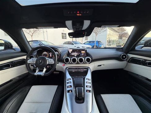 Used 2020 Mercedes-Benz AMG GT C image 8