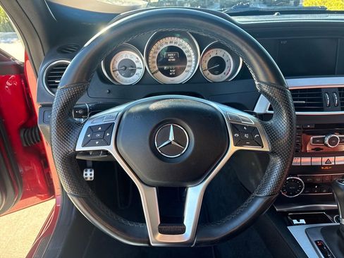Used 2013 Mercedes-Benz C 250 Coupe image 17