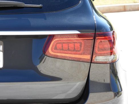 Used 2020 Mercedes-Benz GLC 300 image 22