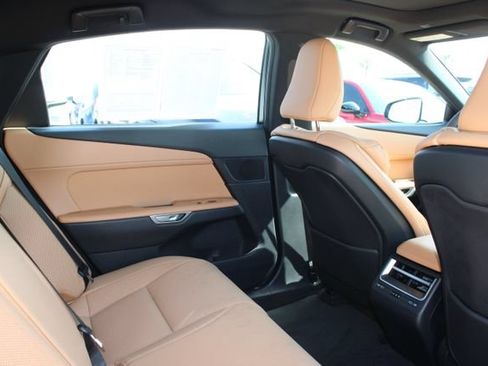 Certified 2026 Lexus ES 350e w/ Convenience Package FWD image 7