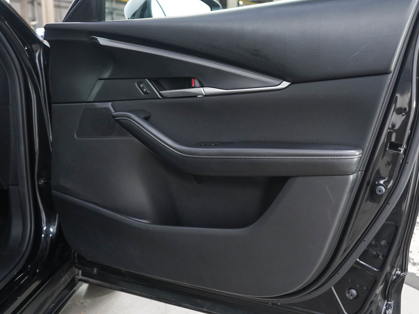 Used 2024 MAZDA CX-30 AWD 2.5 S image 9