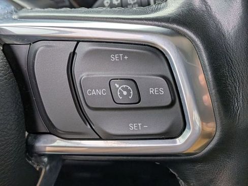 Used 2021 Jeep Wrangler Unlimited Sahara AWD/4WD image 18
