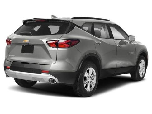 Used 2020 Chevrolet Blazer LT w/ Redline Edition FWD image 2