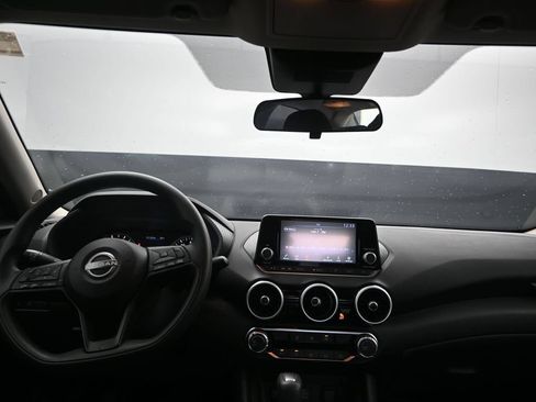 Used 2024 Nissan Sentra S FWD image 18